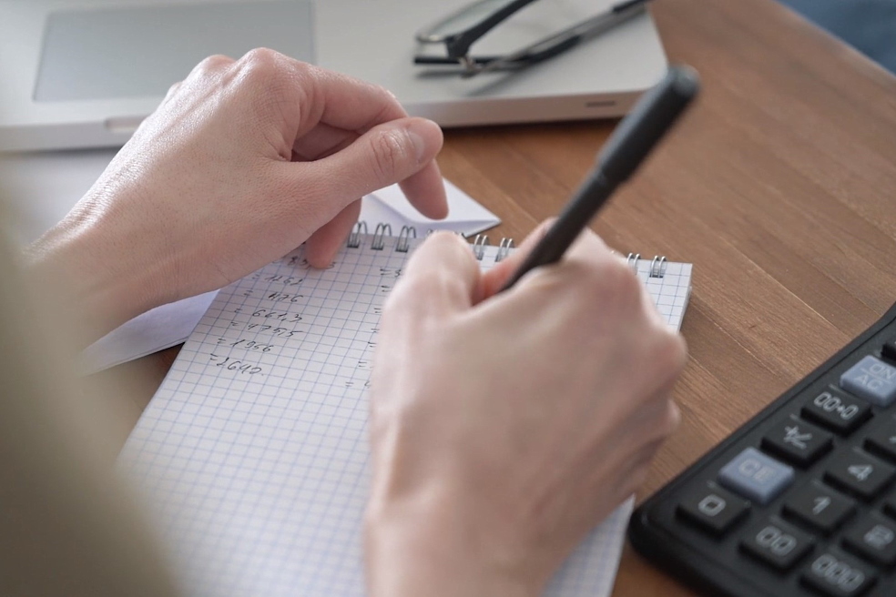 Choosing optimal sources for financing automotive plants Choosing optimal sources for financing automotive plants